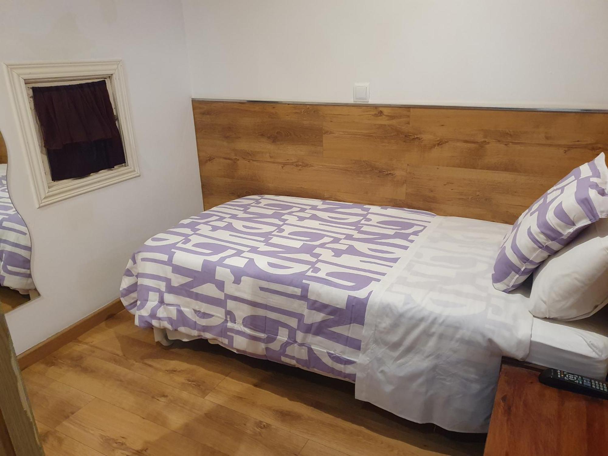 Chambre Simple Économique avec Salle de Bains Commune