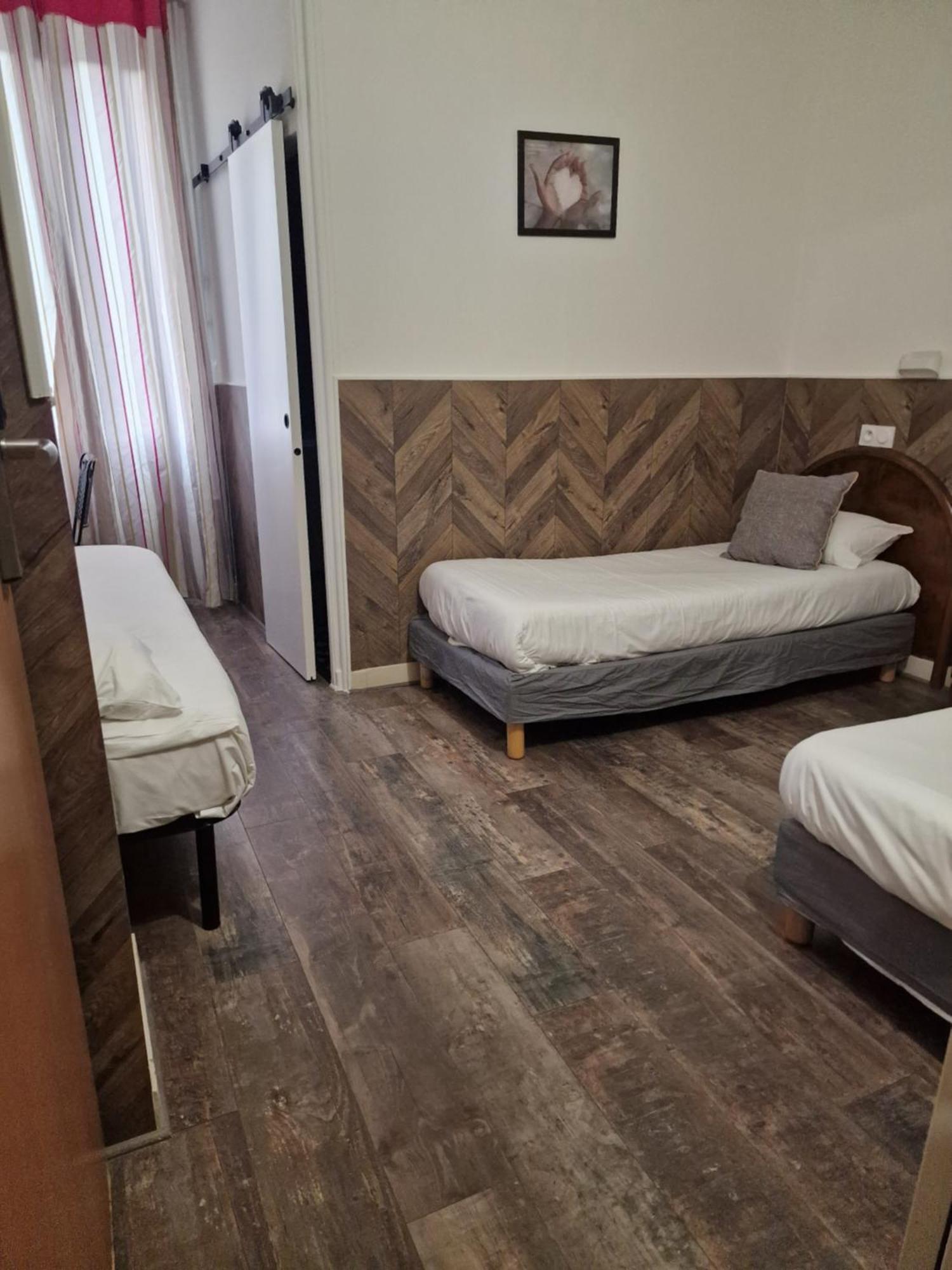Classic Triple Room,1535862049:JPEG