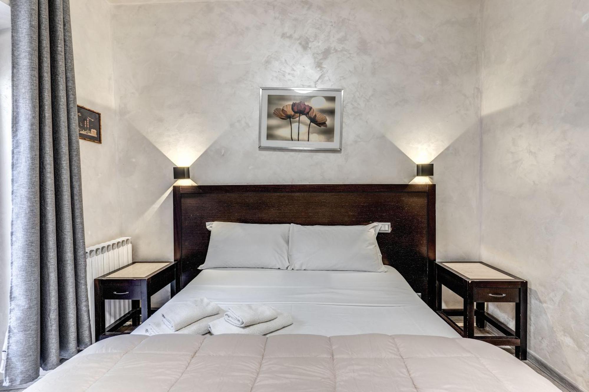 Double Room,1539000034:JPEG