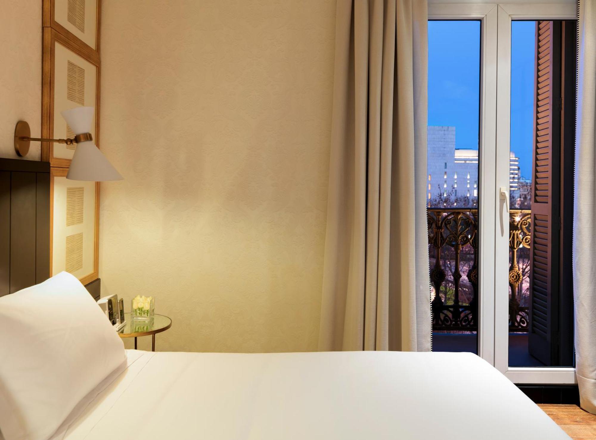 Chambre Double ou Lits Jumeaux de Luxe avec Vue sur la Place de Catalogne