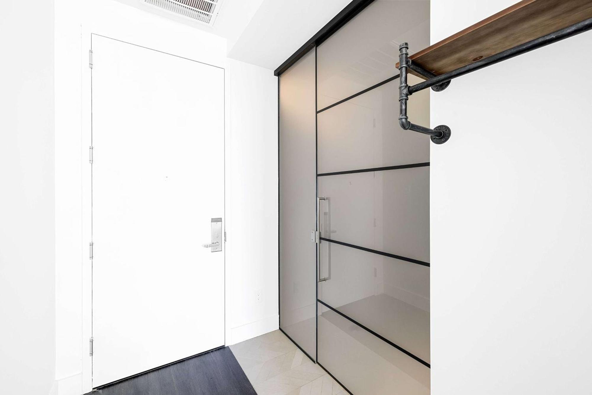Chambre Lit Queen-Size avec Balcon