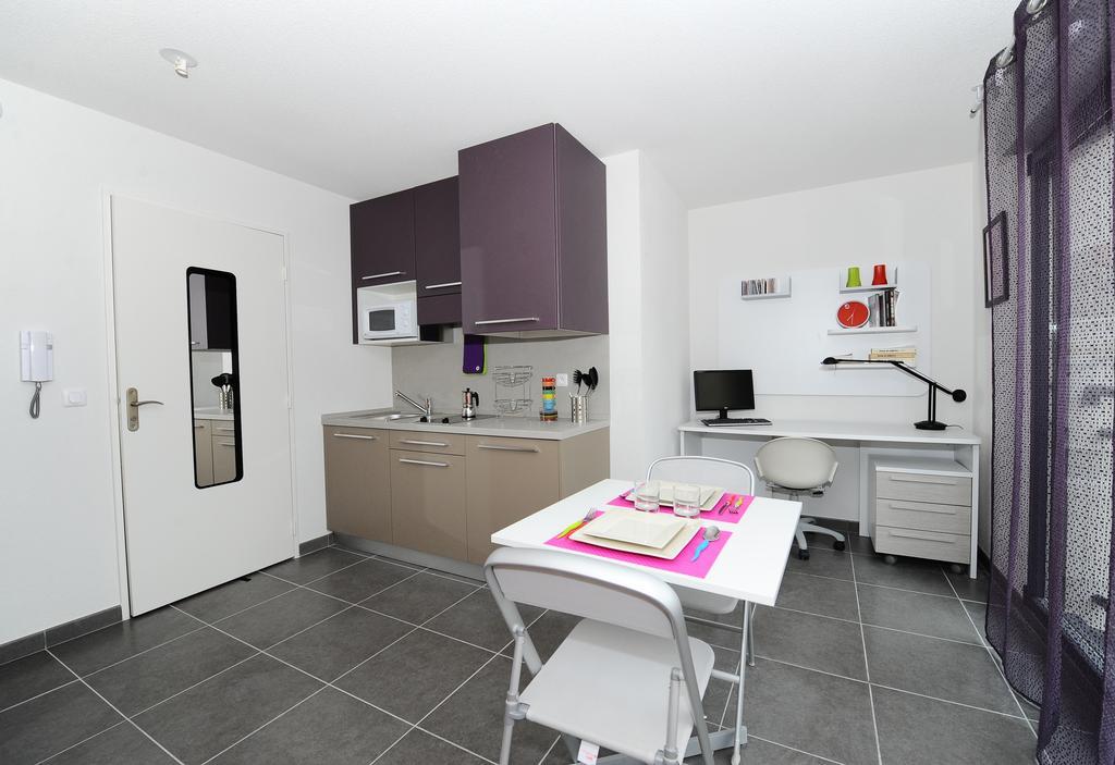 Comfort Studio (2 Adults),250400745:JPEG