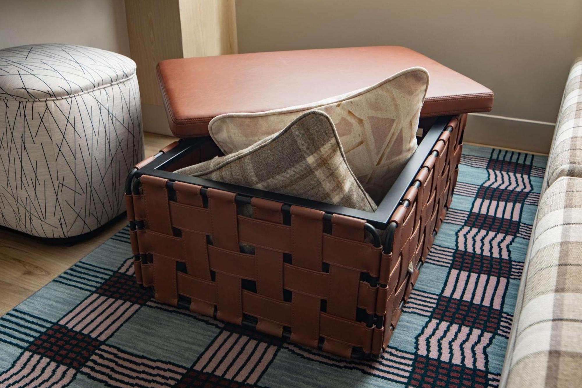 Chambre Lit Queen-Size avec Lit Escamotable - Vue sur Ville