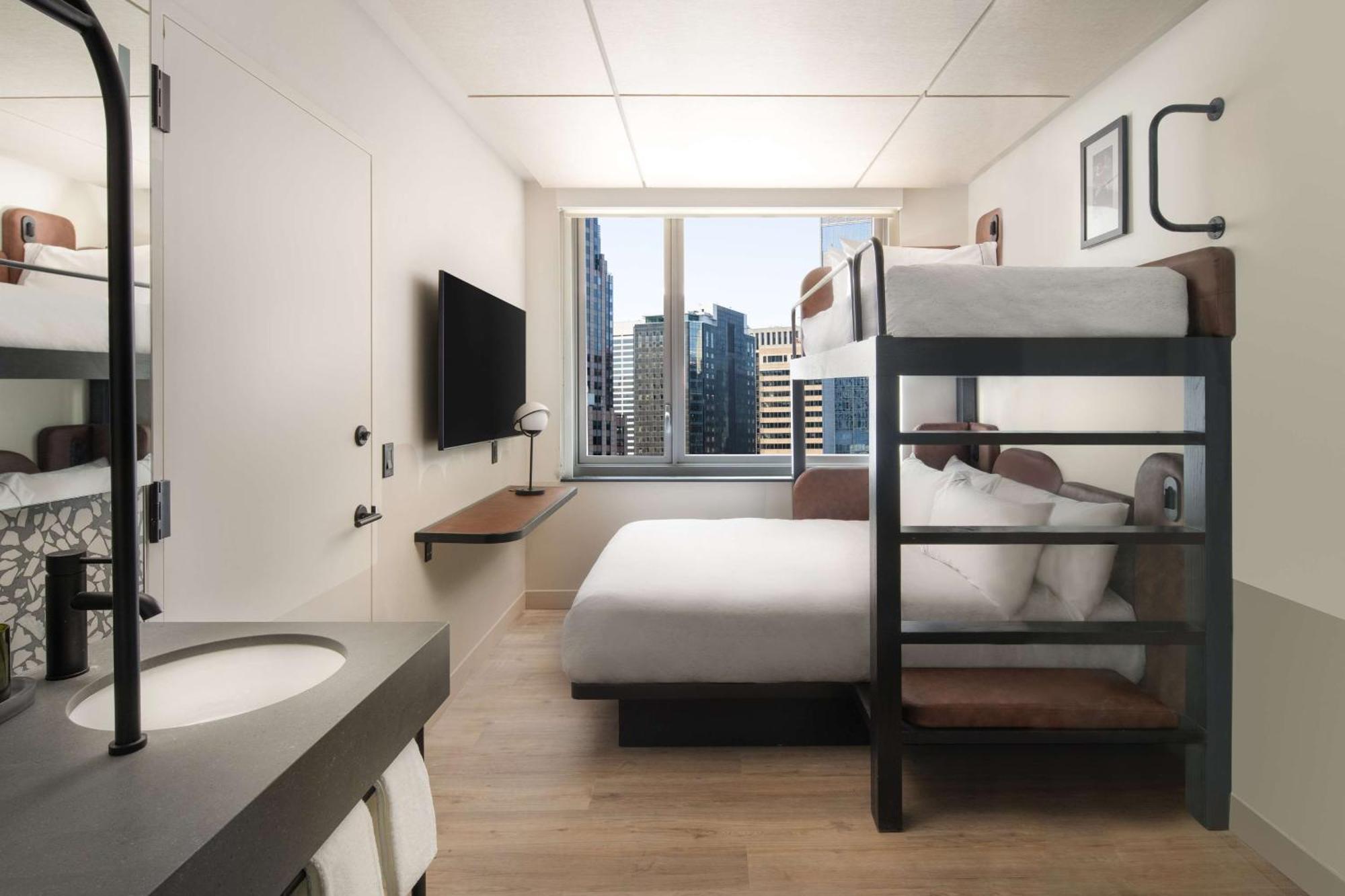 Chambre Lits Jumeaux avec Lits Queen-Size - Vue sur Ville