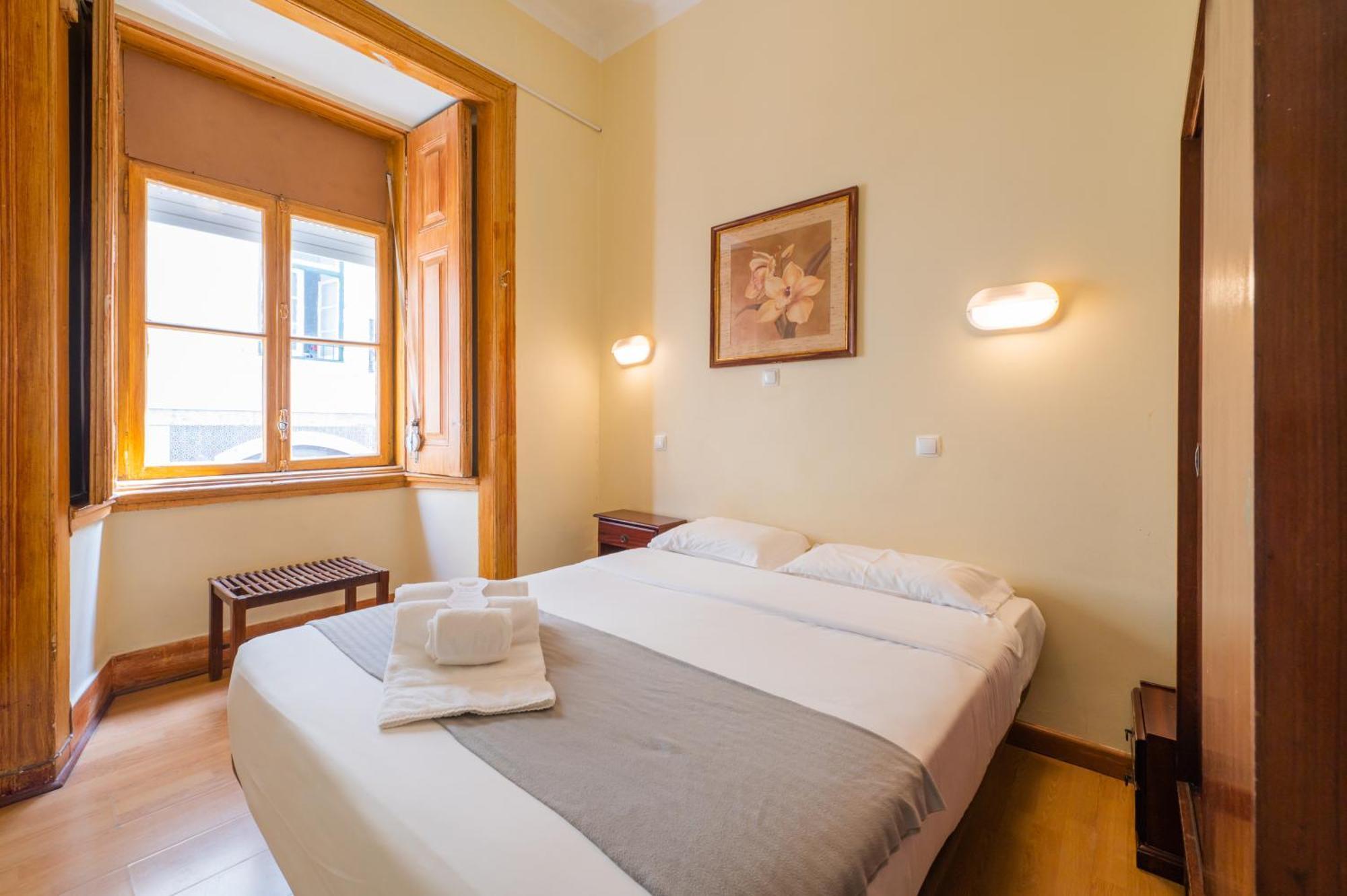 Budget Double Room Shared Toilet,1547241655:JPEG