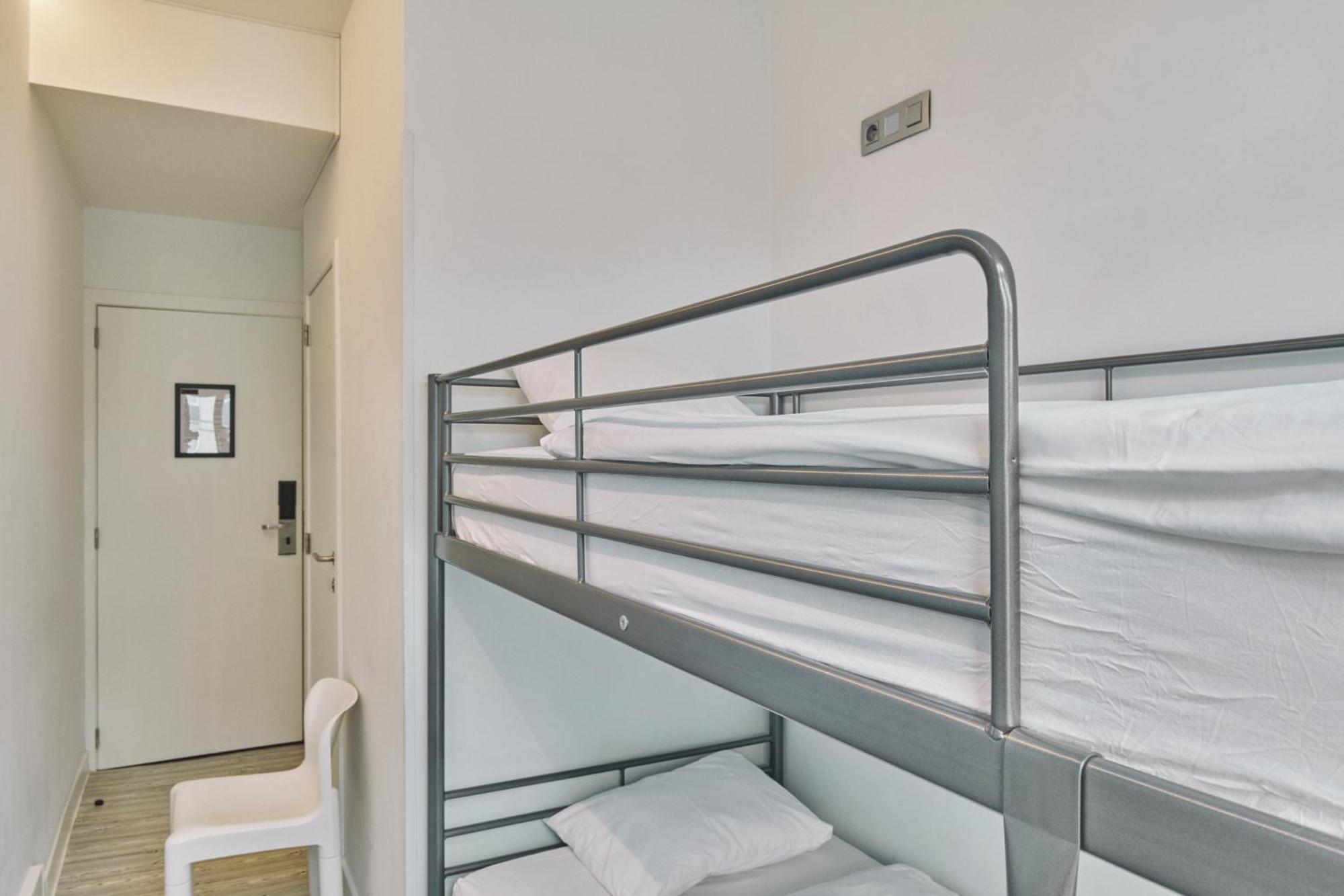 Chambre Lits Jumeaux avec Salle de Bains Privative