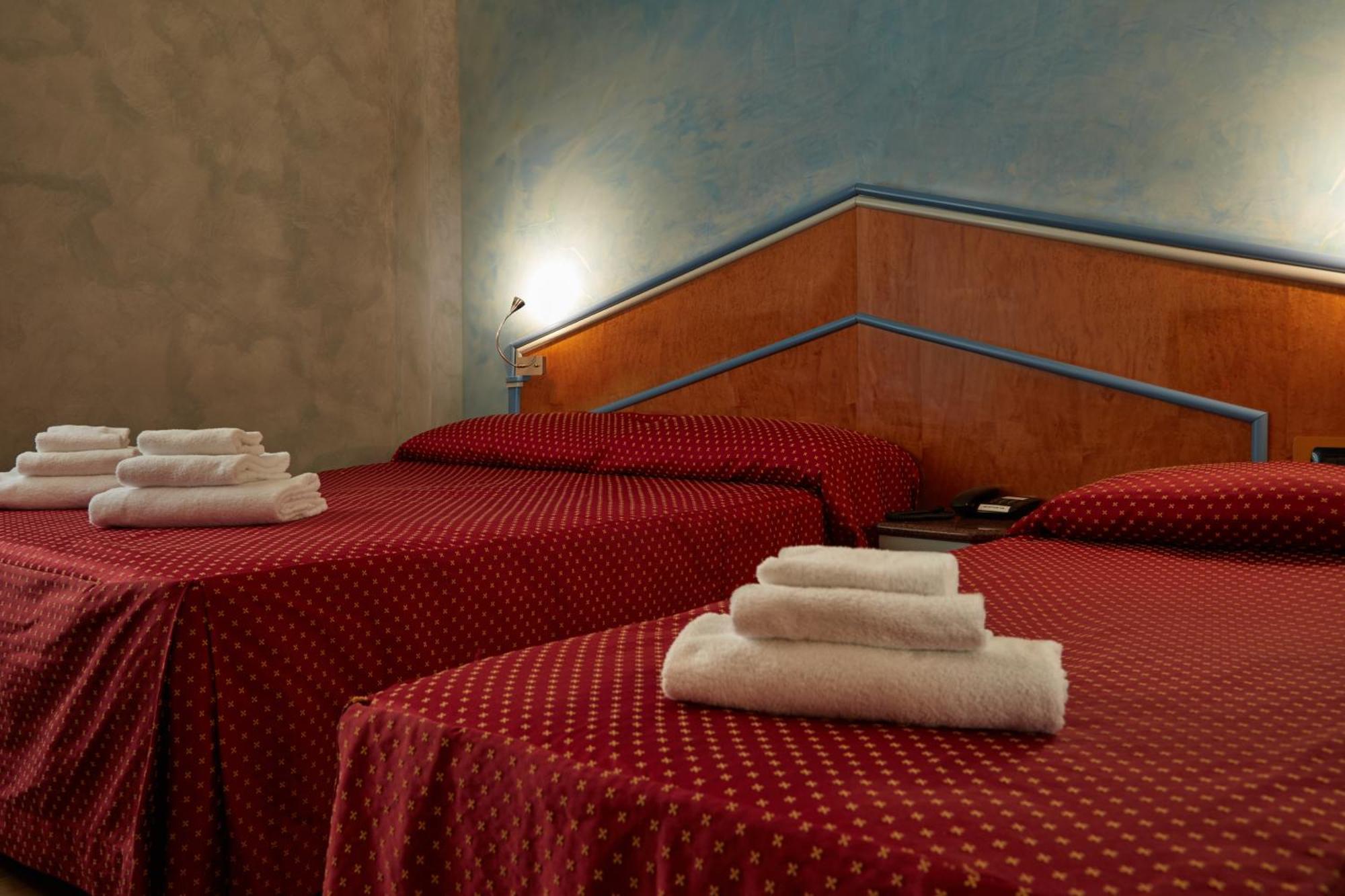 Chambre Double avec Lit d'Appoint