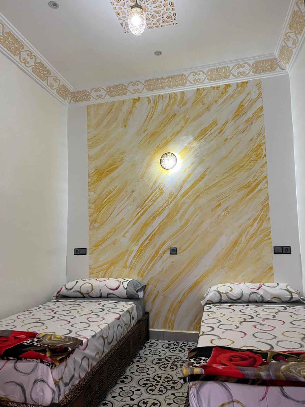 Twin Room,1552890361:JPEG