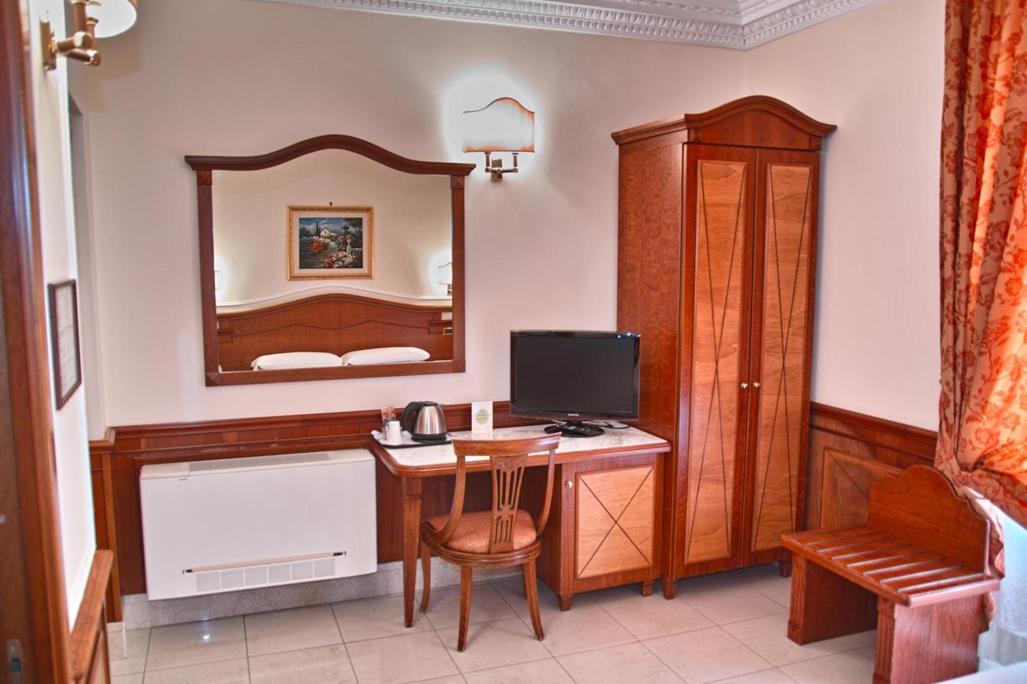 Chambre Double ou Lits Jumeaux - Vue sur Ville
