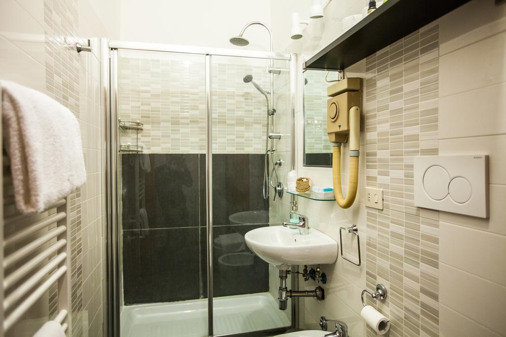 Double Room with Private Bathroom,157004775:JPEG