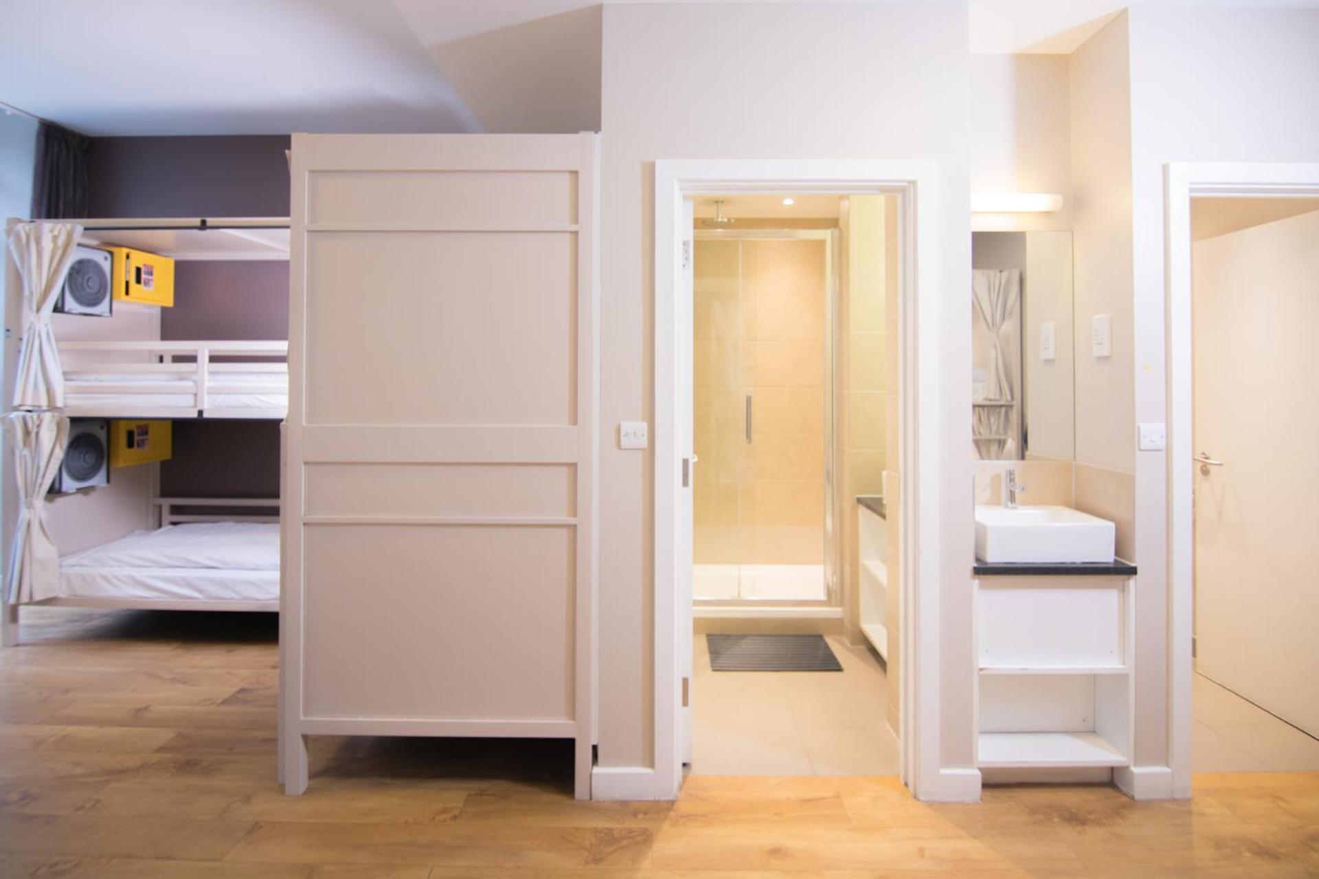 Bed in 4-Bed Mixed Dormitory Room,1574773445:JPEG