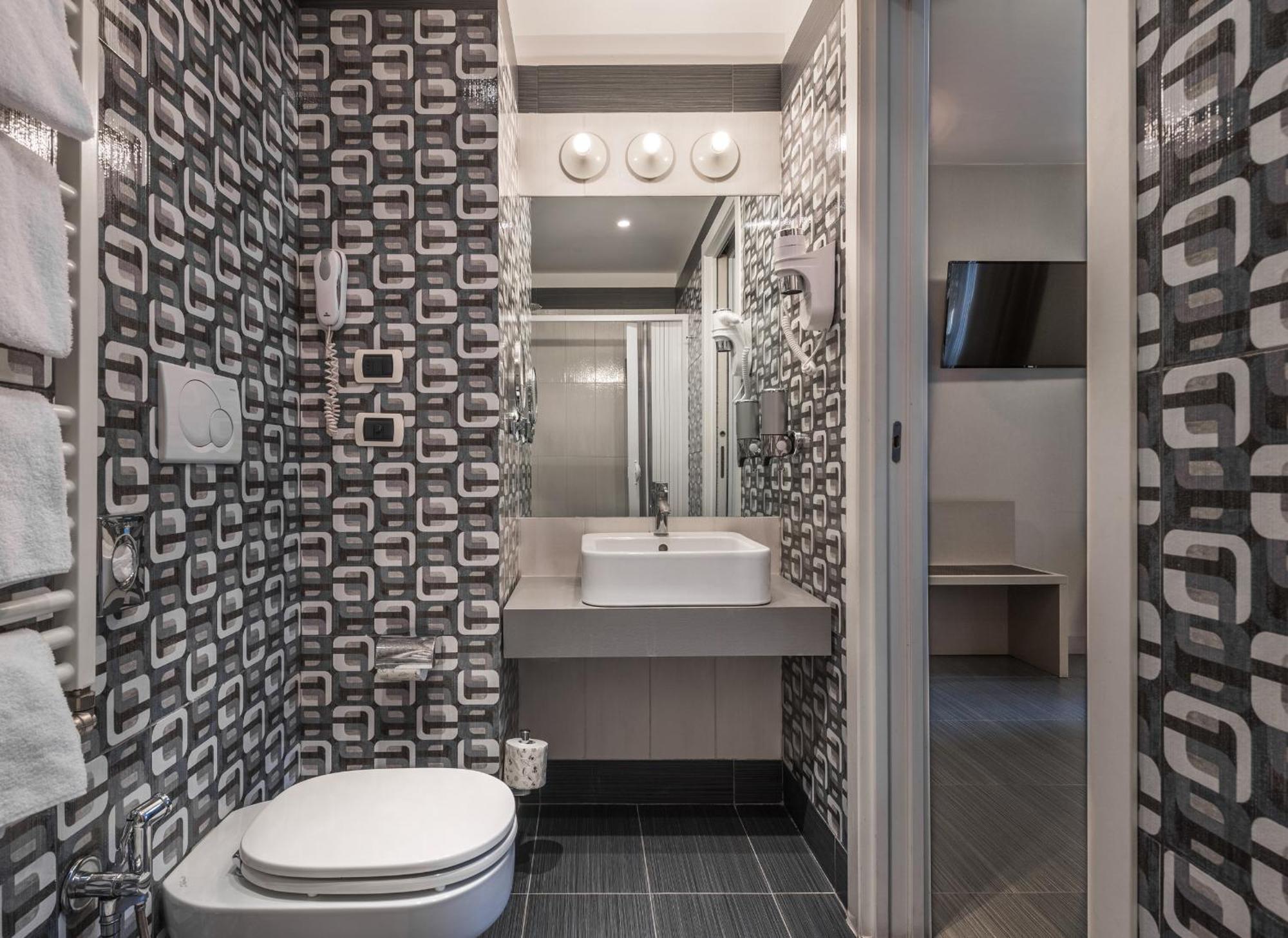 Classic Double Room,1583076518:JPEG