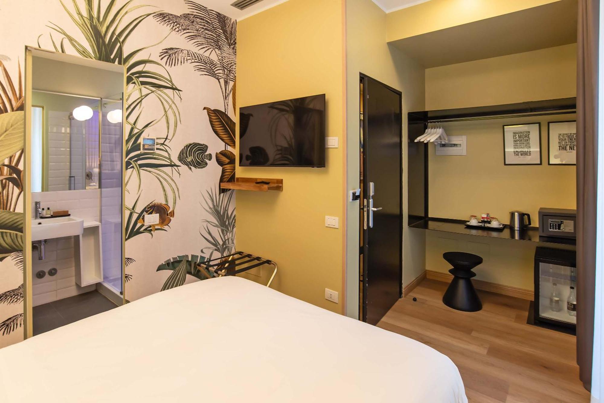 Standard Double or Twin Room,1586106398:JPEG