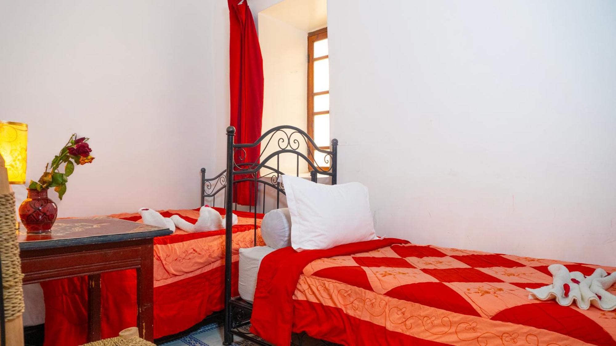 Chambre Triple avec Salle de Bains Privative