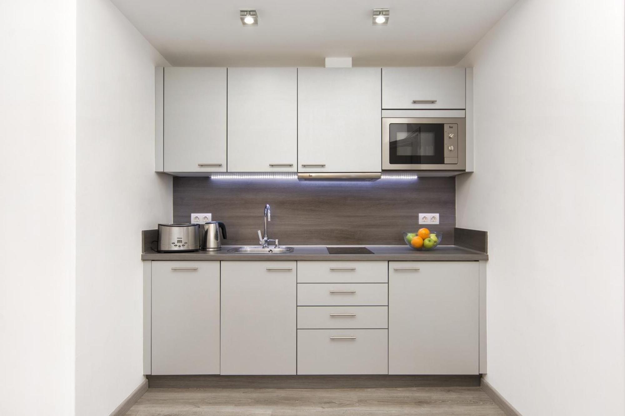One-Bedroom Apartment,1588162769:JPEG