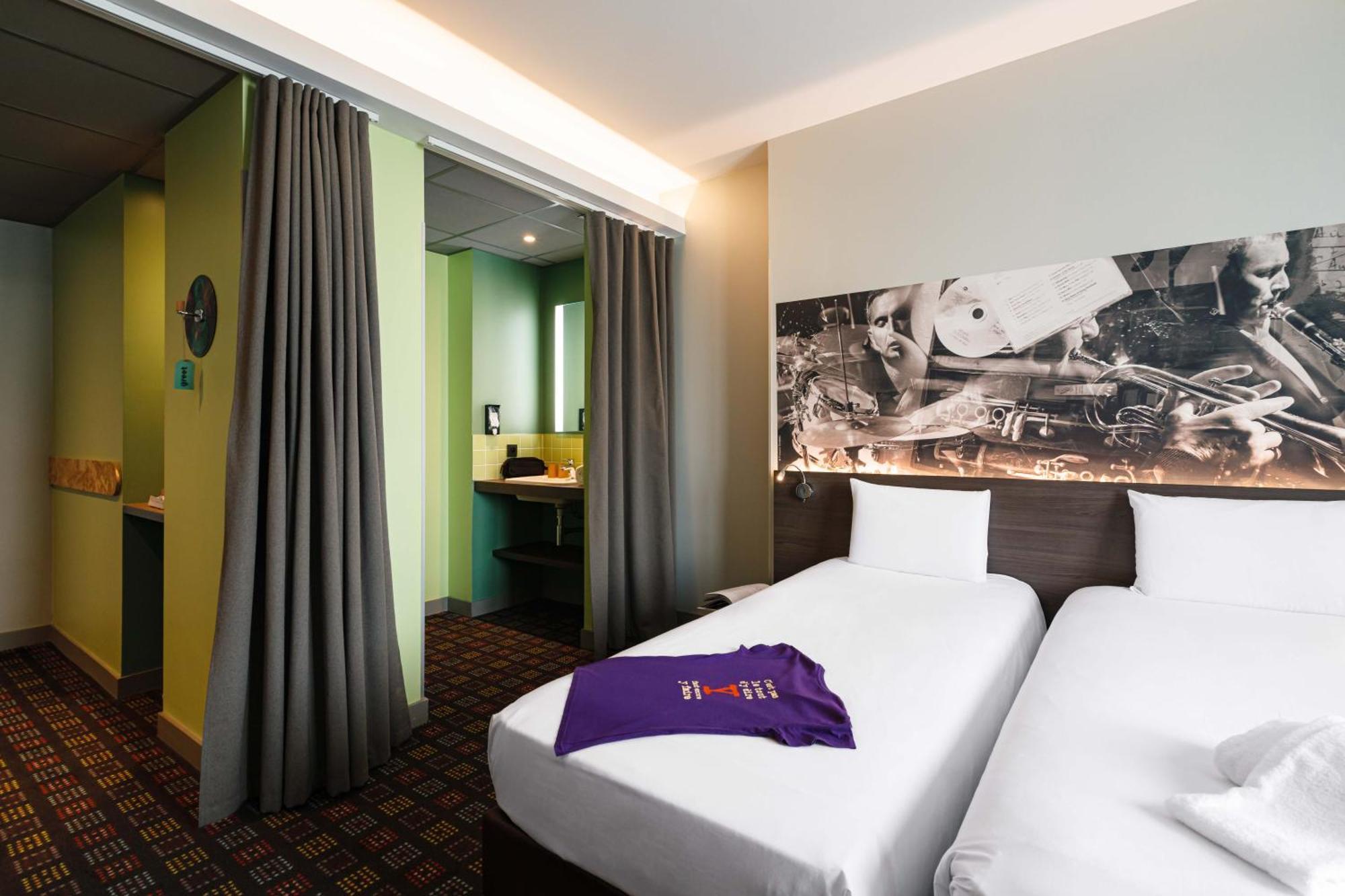 Chambre Lits Jumeaux « Pop »