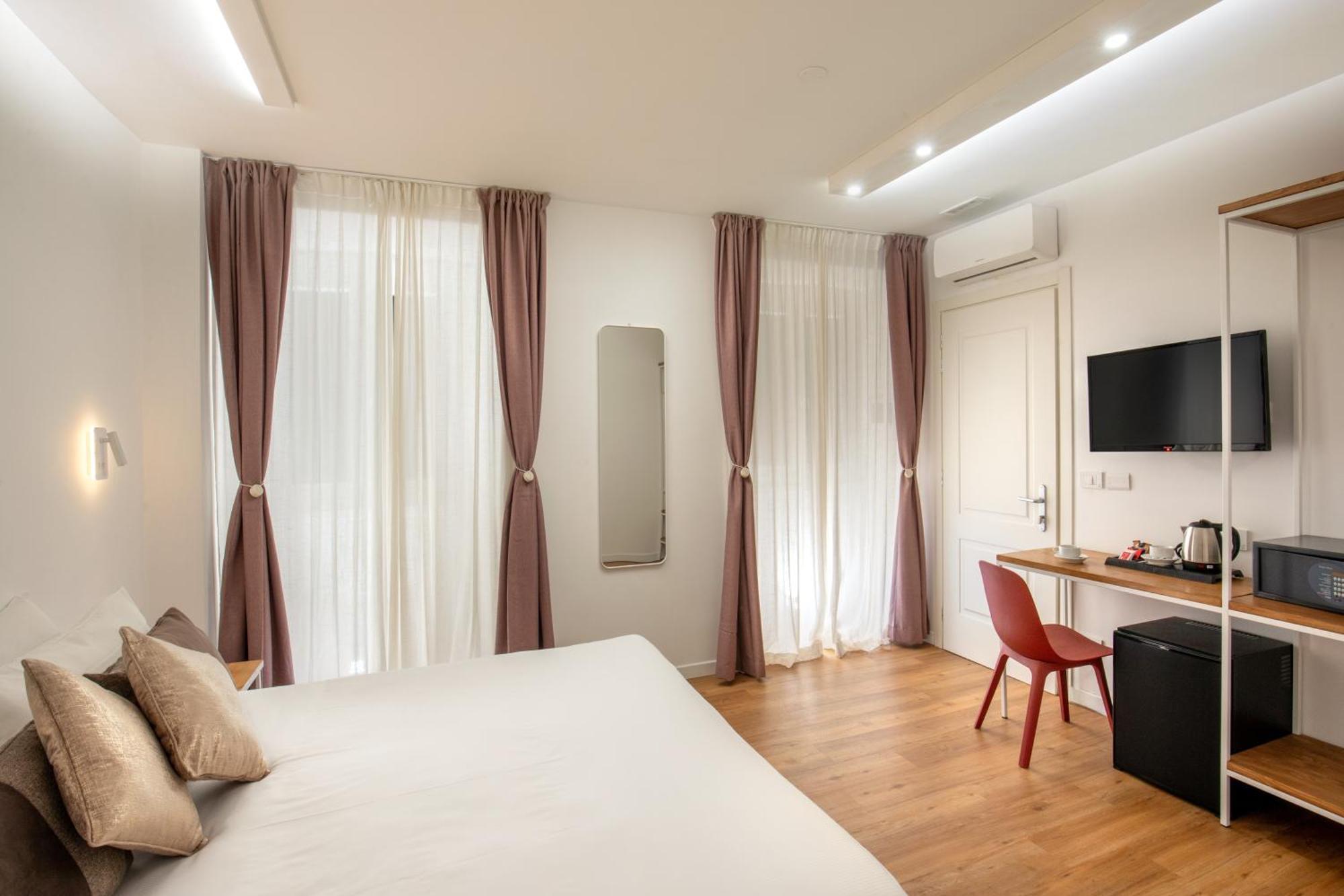 Chambre Triple de Luxe - Bâtiment Annexe
