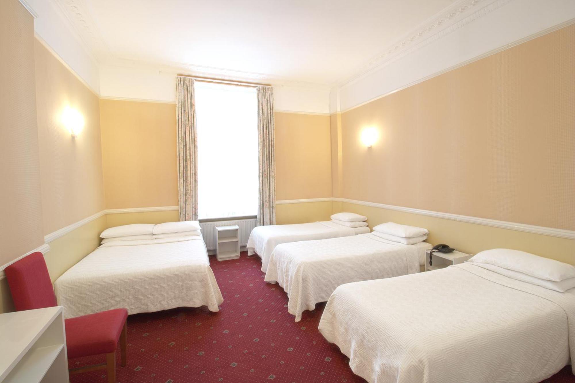 Chambre Familiale (5 Adultes)
