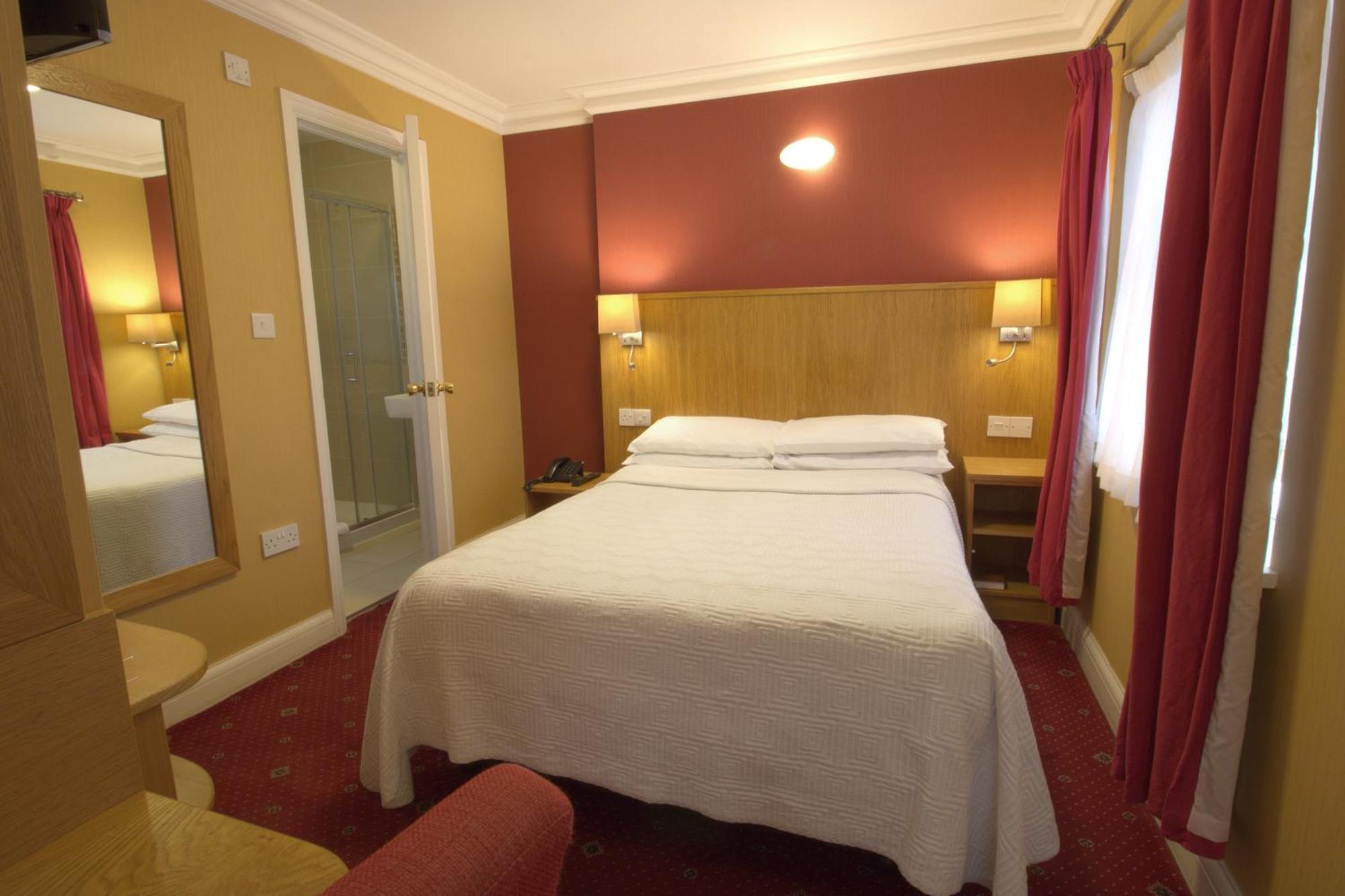 Chambre Double ou Lits Jumeaux