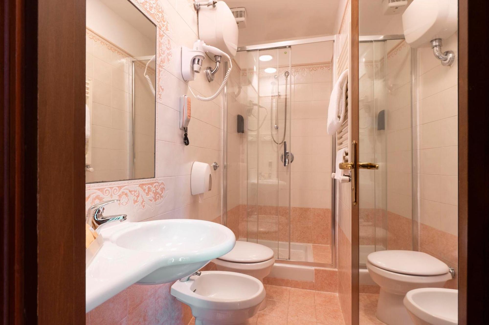 Chambre Double avec Salle de Bains Privative Extérieure