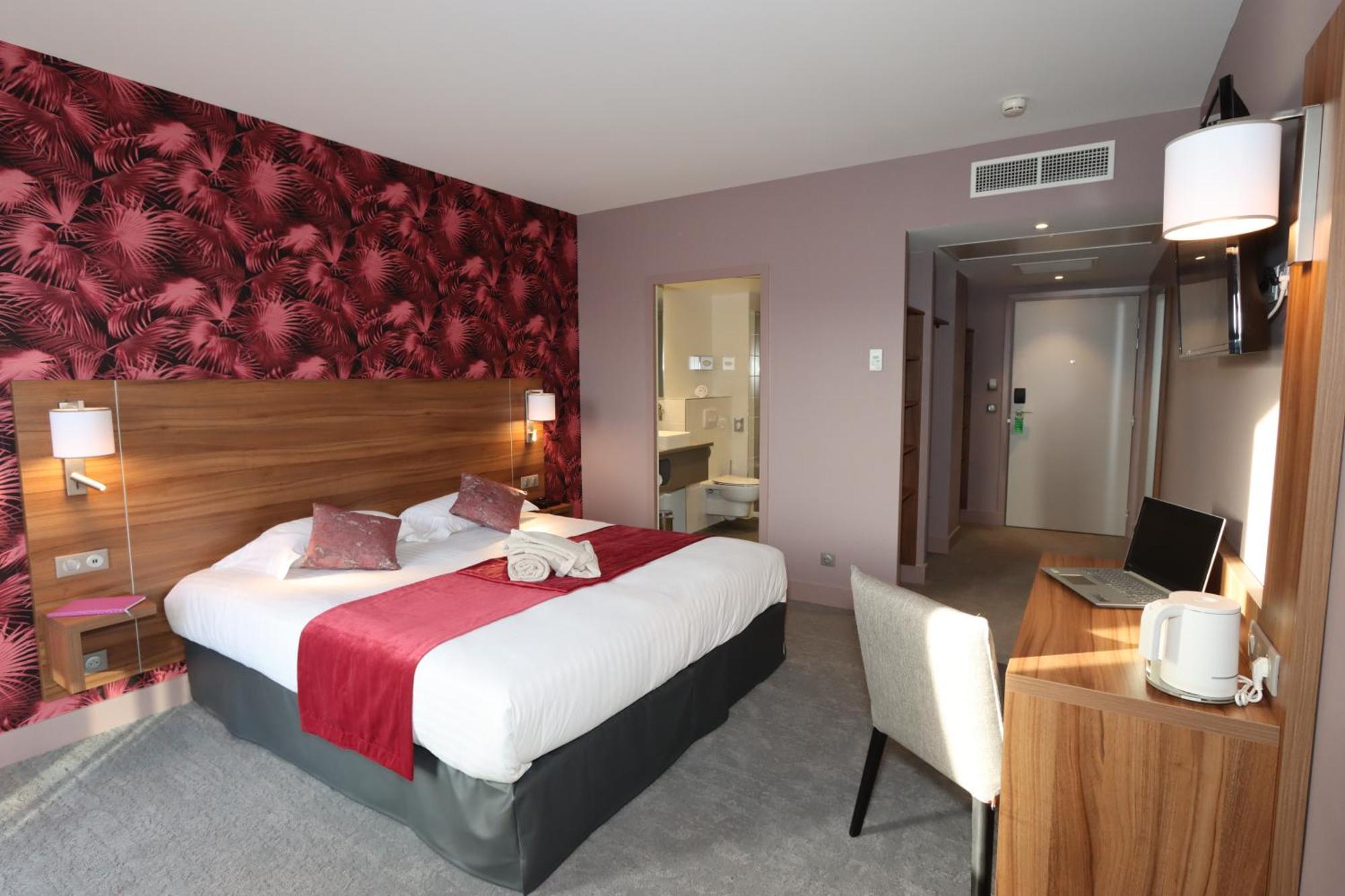 Chambre Lit Queen-Size Confort - Non-Fumeurs