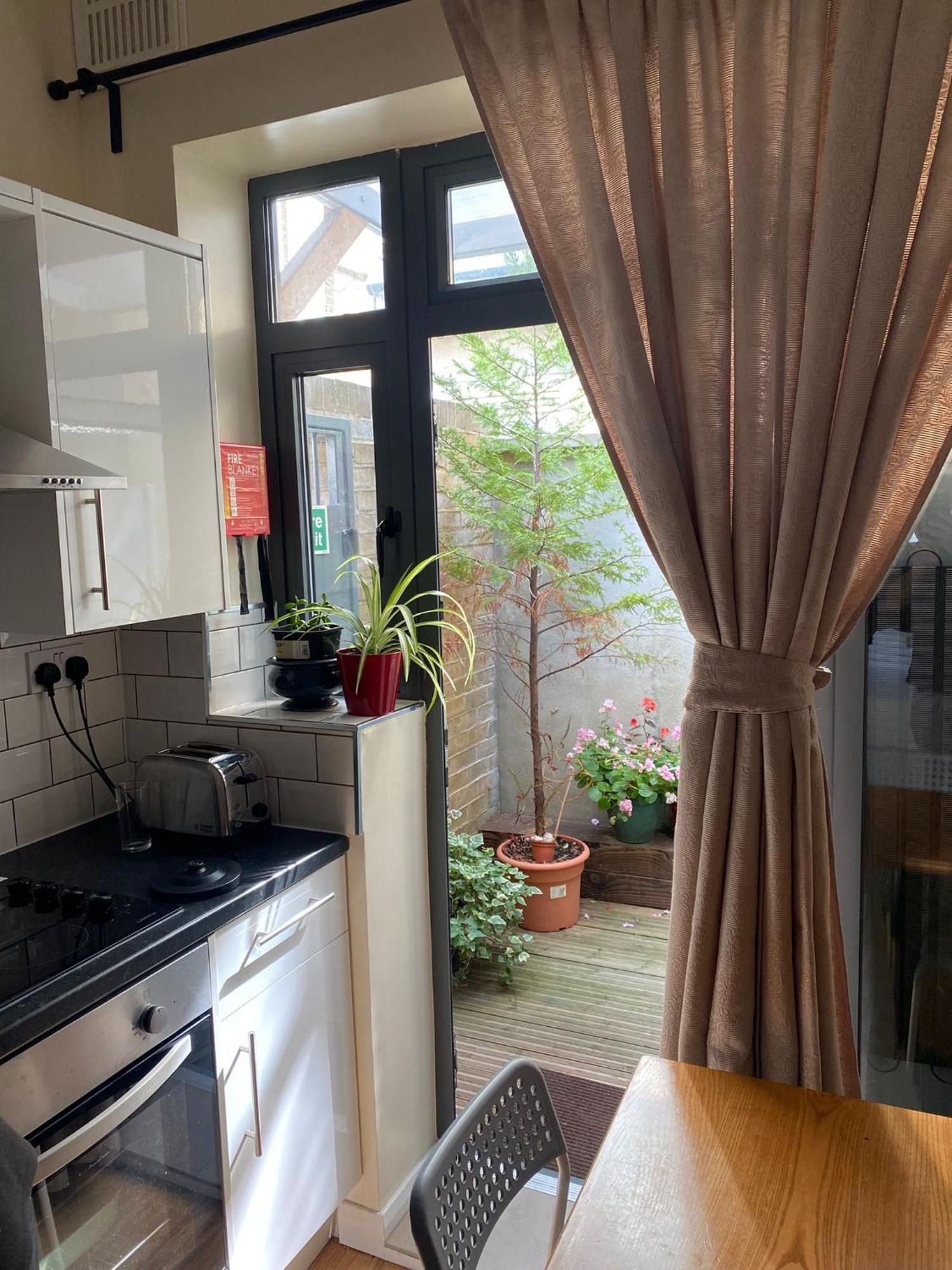 Studio avec Balcon