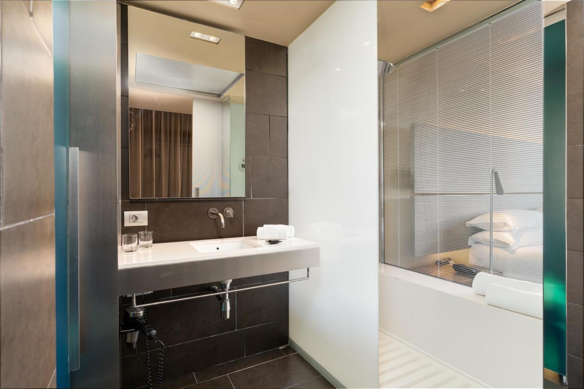 Chambre Double ou Lits Jumeaux (1-2 Adultes)