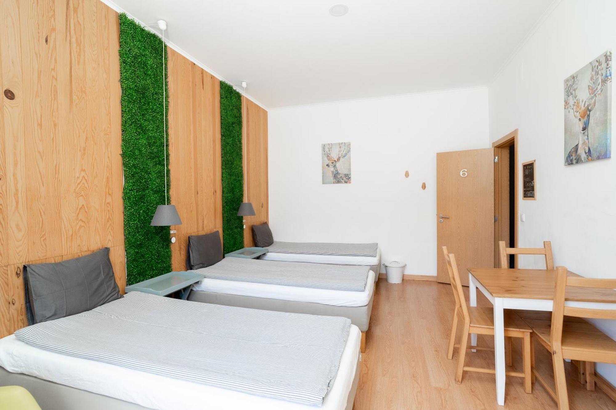 Chambre Triple avec Terrasse