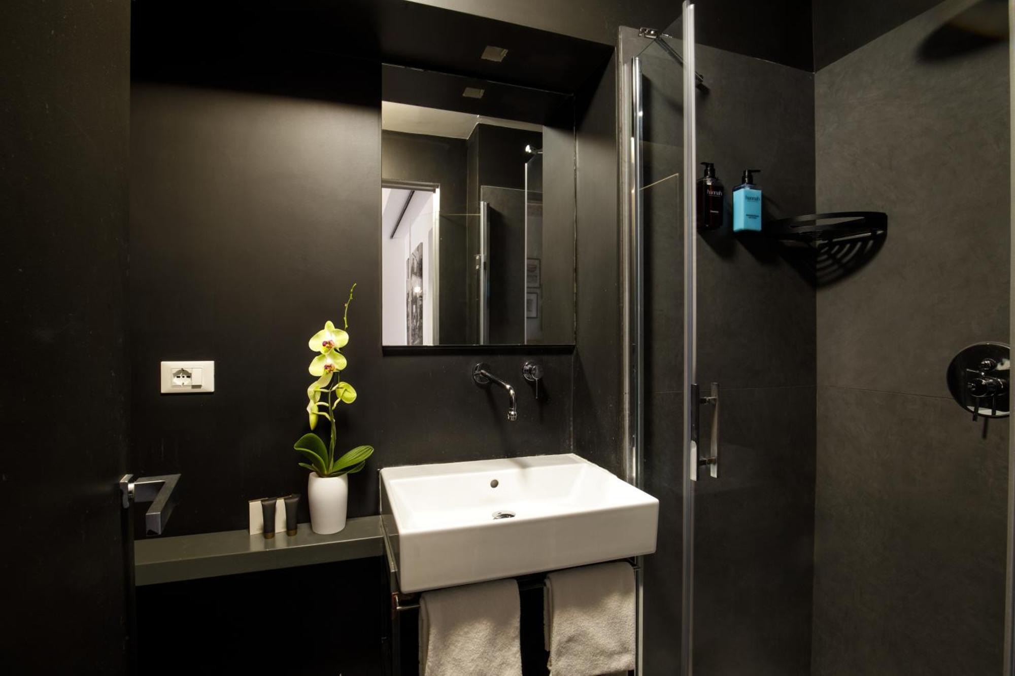 Deluxe Double Room,1617841167:JPEG