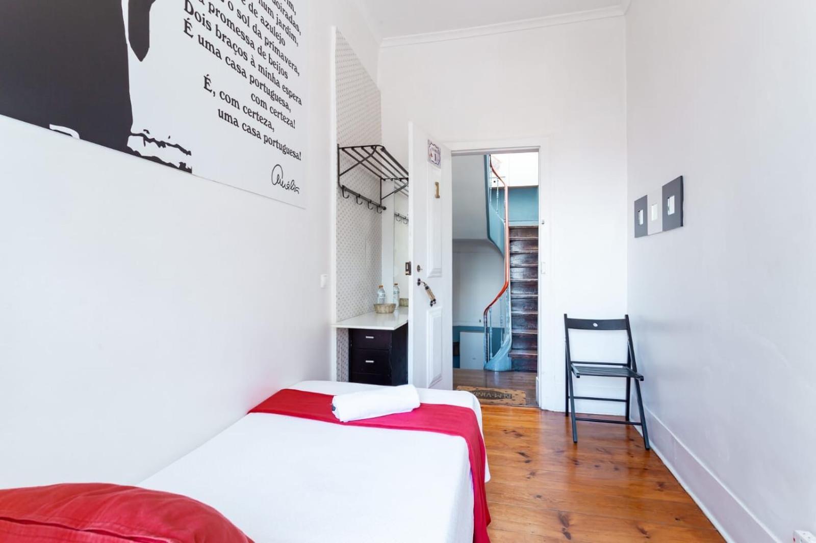 Chambre Simple avec Salle de Bains Commune