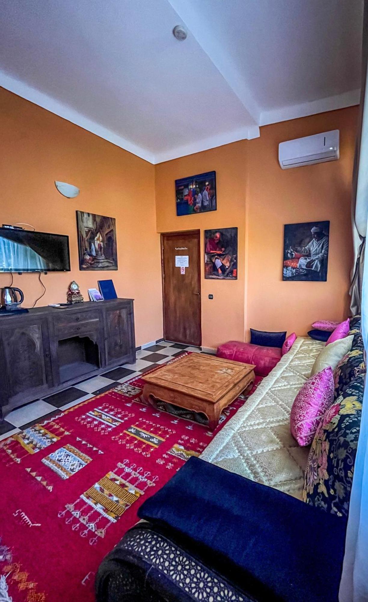 Double Room,1636673772:JPEG