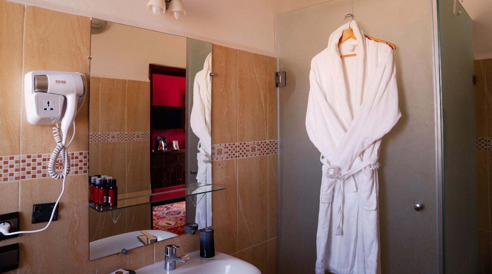 Quadruple Room,1636673779:JPEG