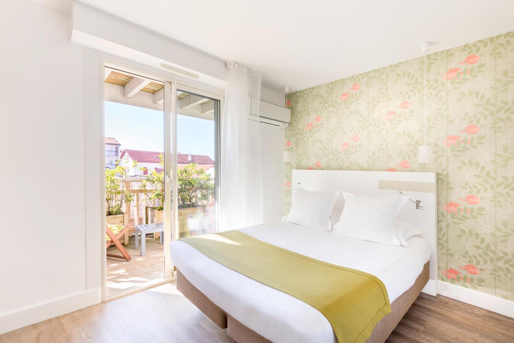 Standard Single Room,1642963814:JPEG