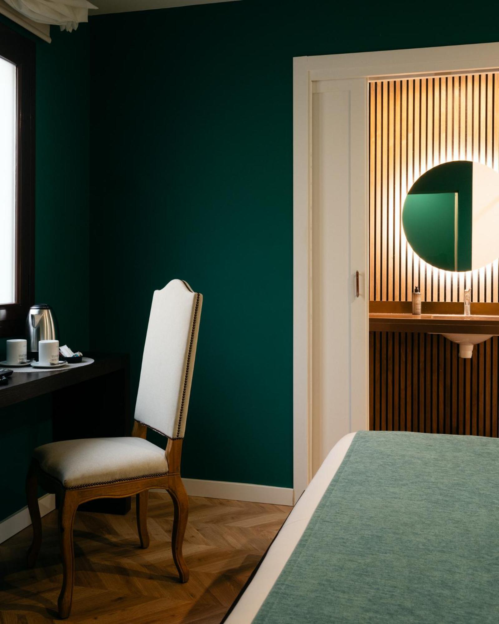 Petite Chambre Simple Intérieure