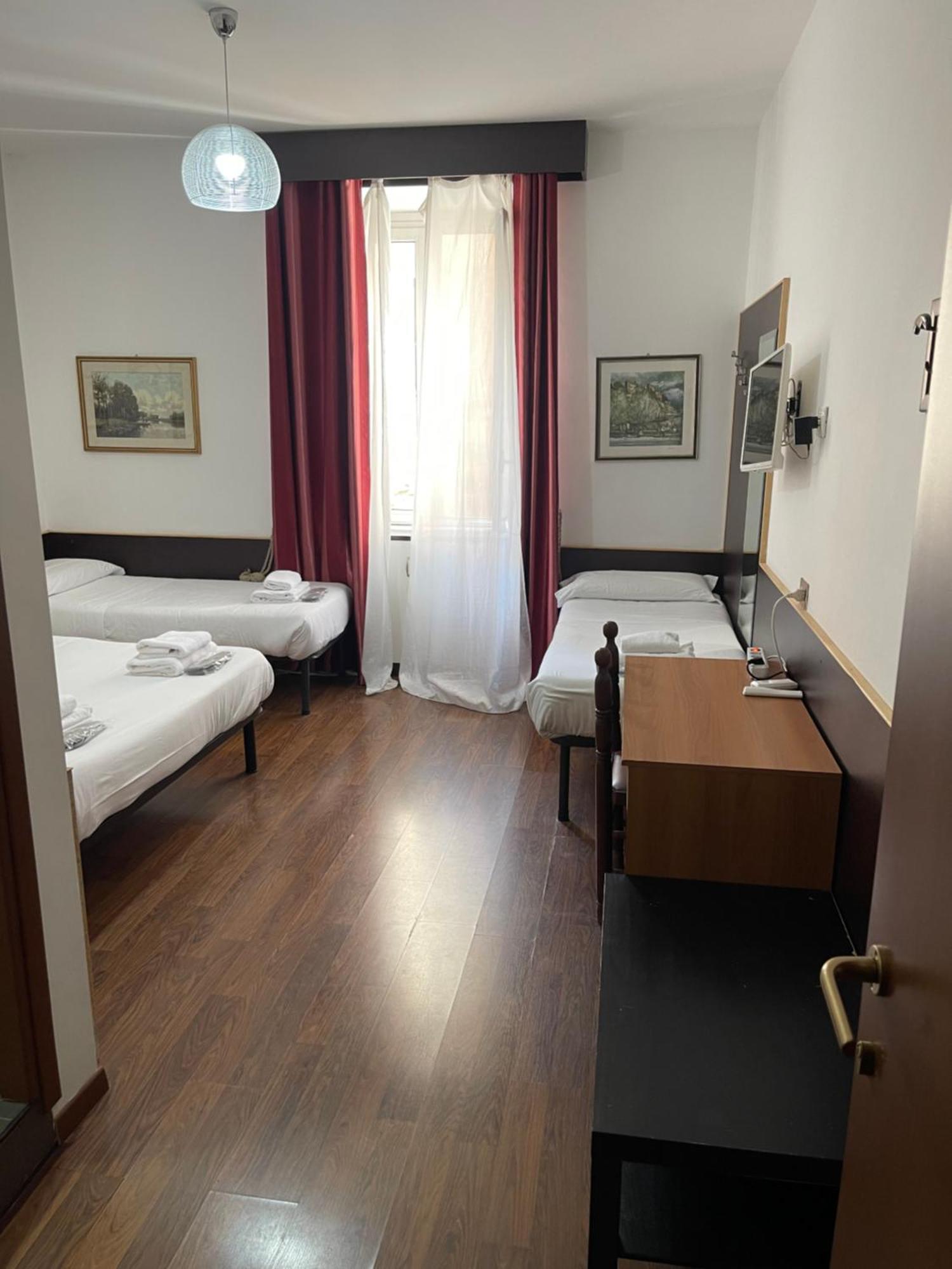 Chambre Quadruple avec Salle de Bains Privative