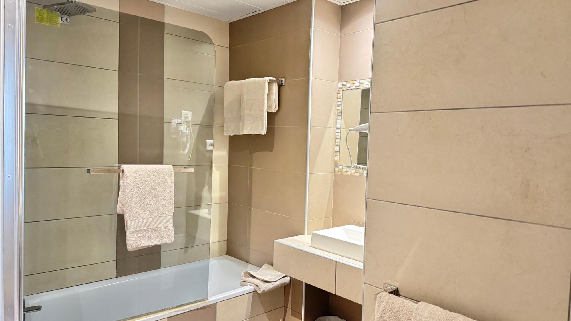 Chambre Triple (3 Lits)
