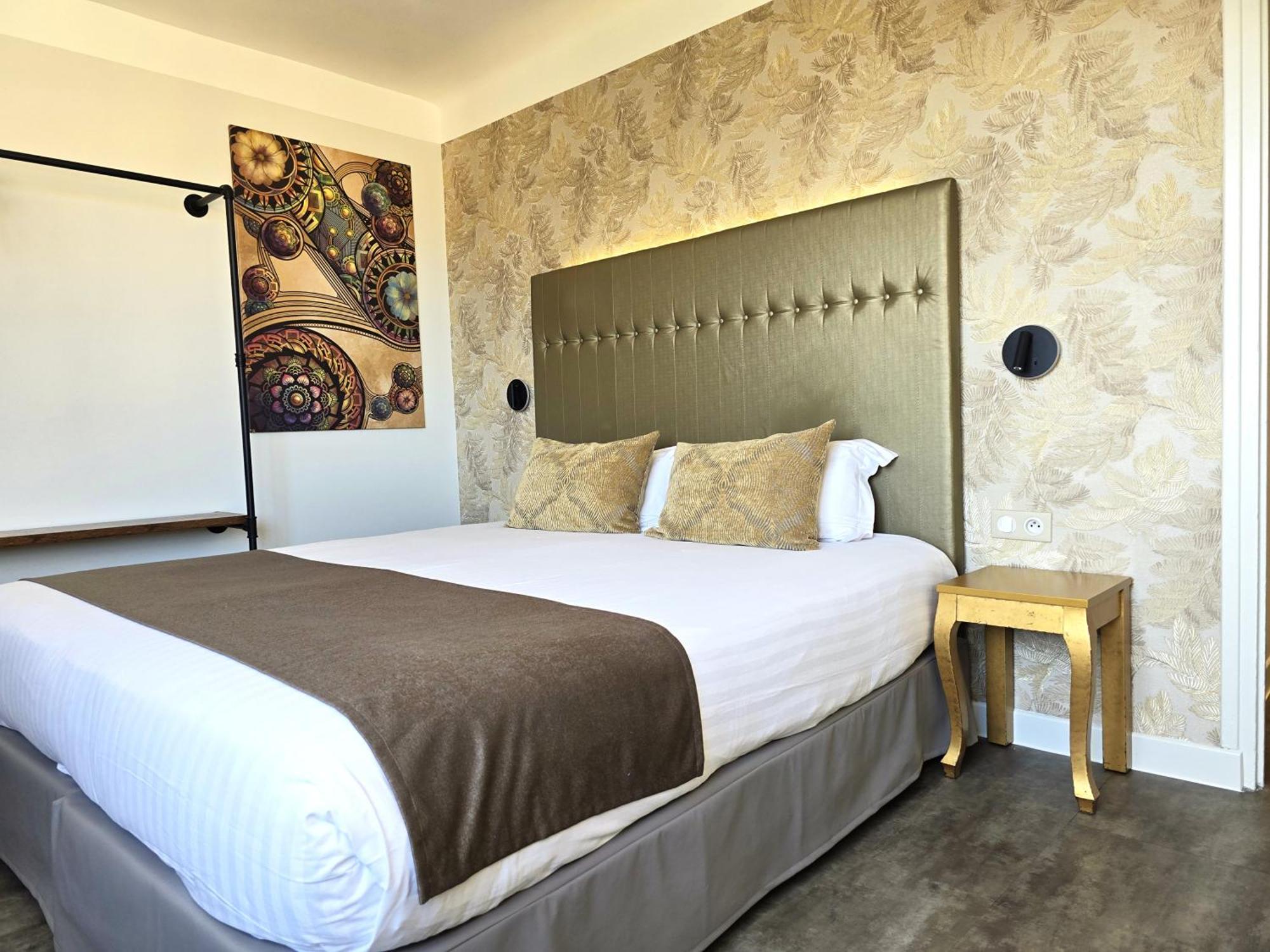 Superior Room Courtyard Side