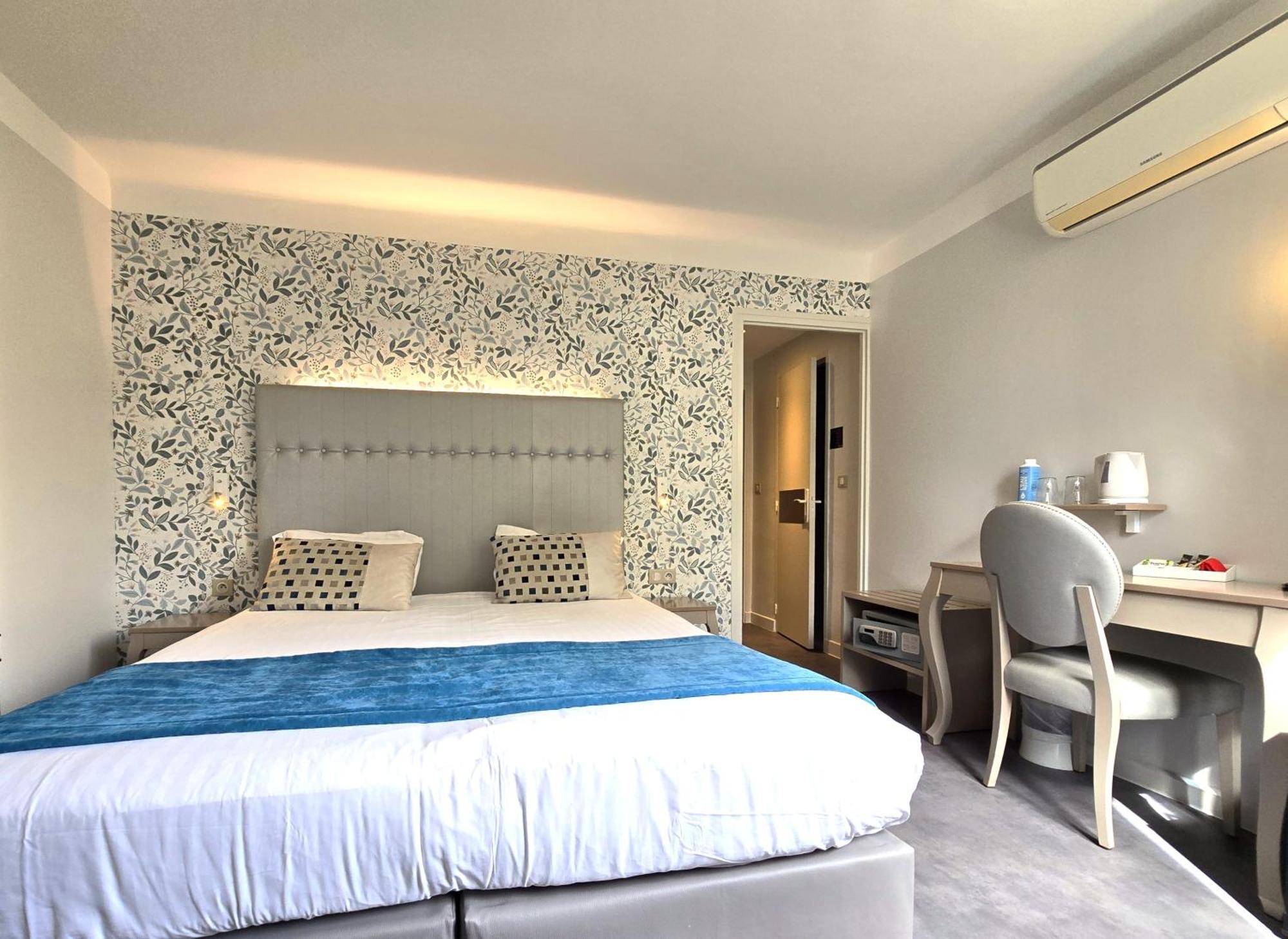 Superior Room Courtyard Side