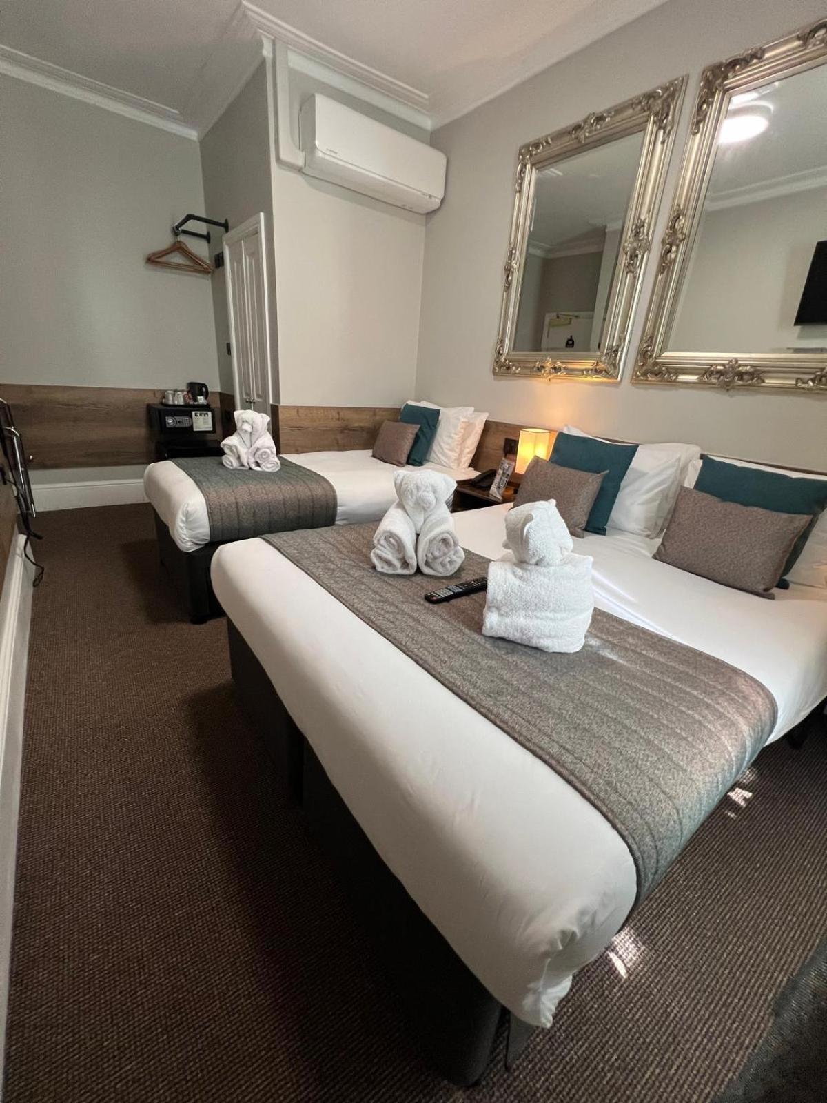 Triple Room with Garden View,1664648826:JPEG