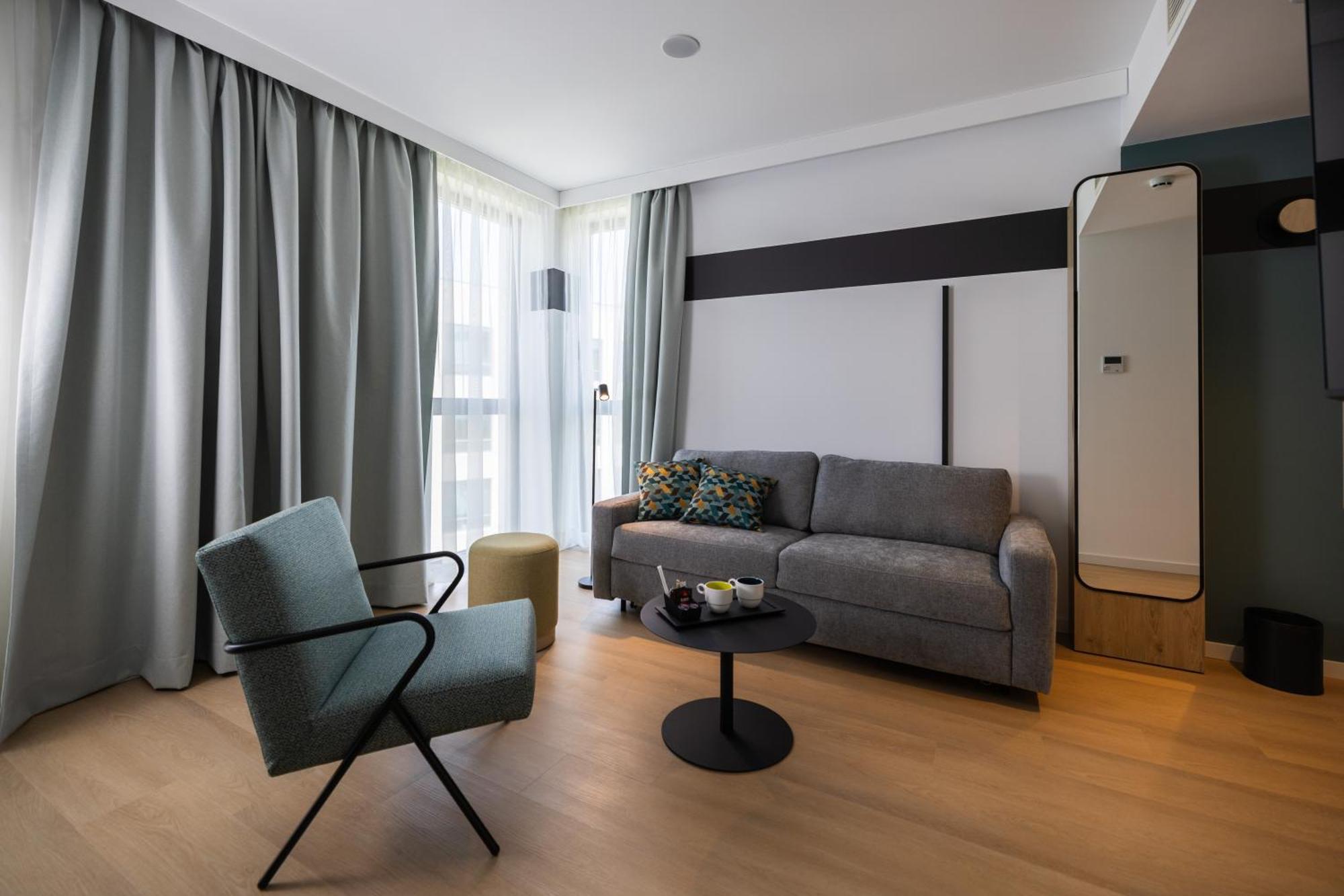 Chambre Lit King-Size avec Canapé-Lit