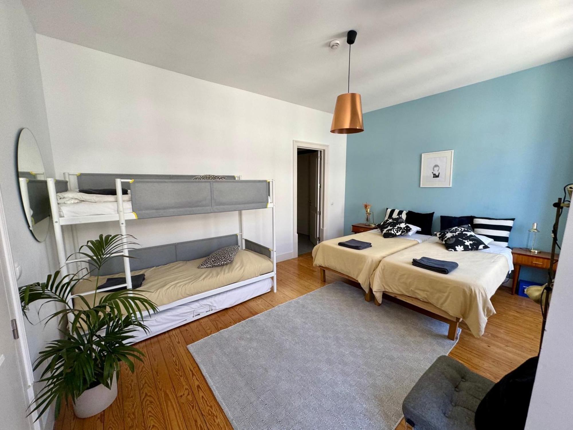 Family Room with Private Bathroom,1681798818:JPEG