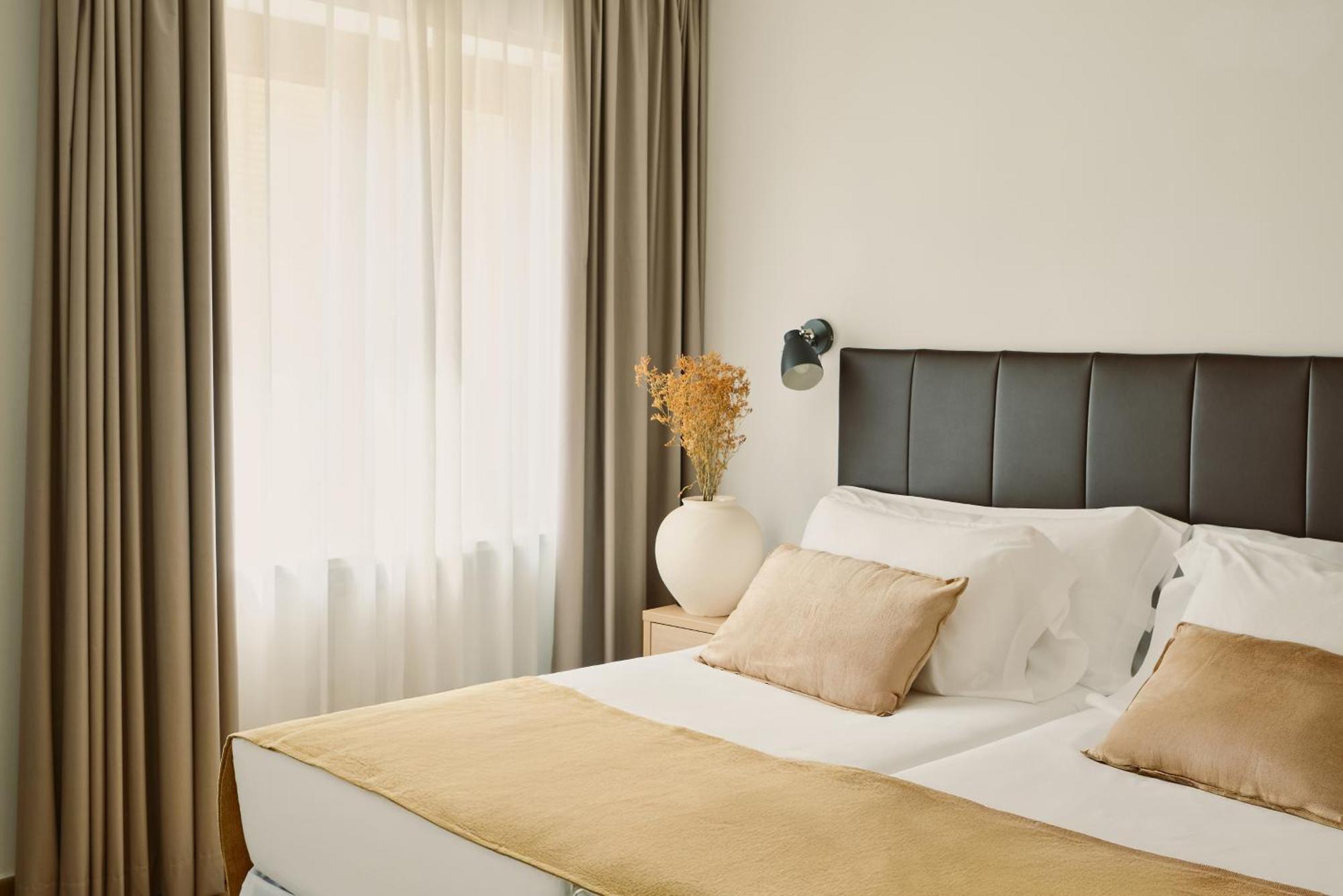 Non Air-Conditioned Double Room for Single Use