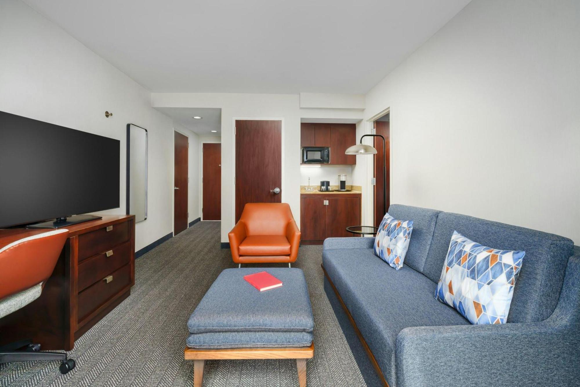 Suite 1 Chambre Lit King-Size avec Canapé-Lit et Balcon