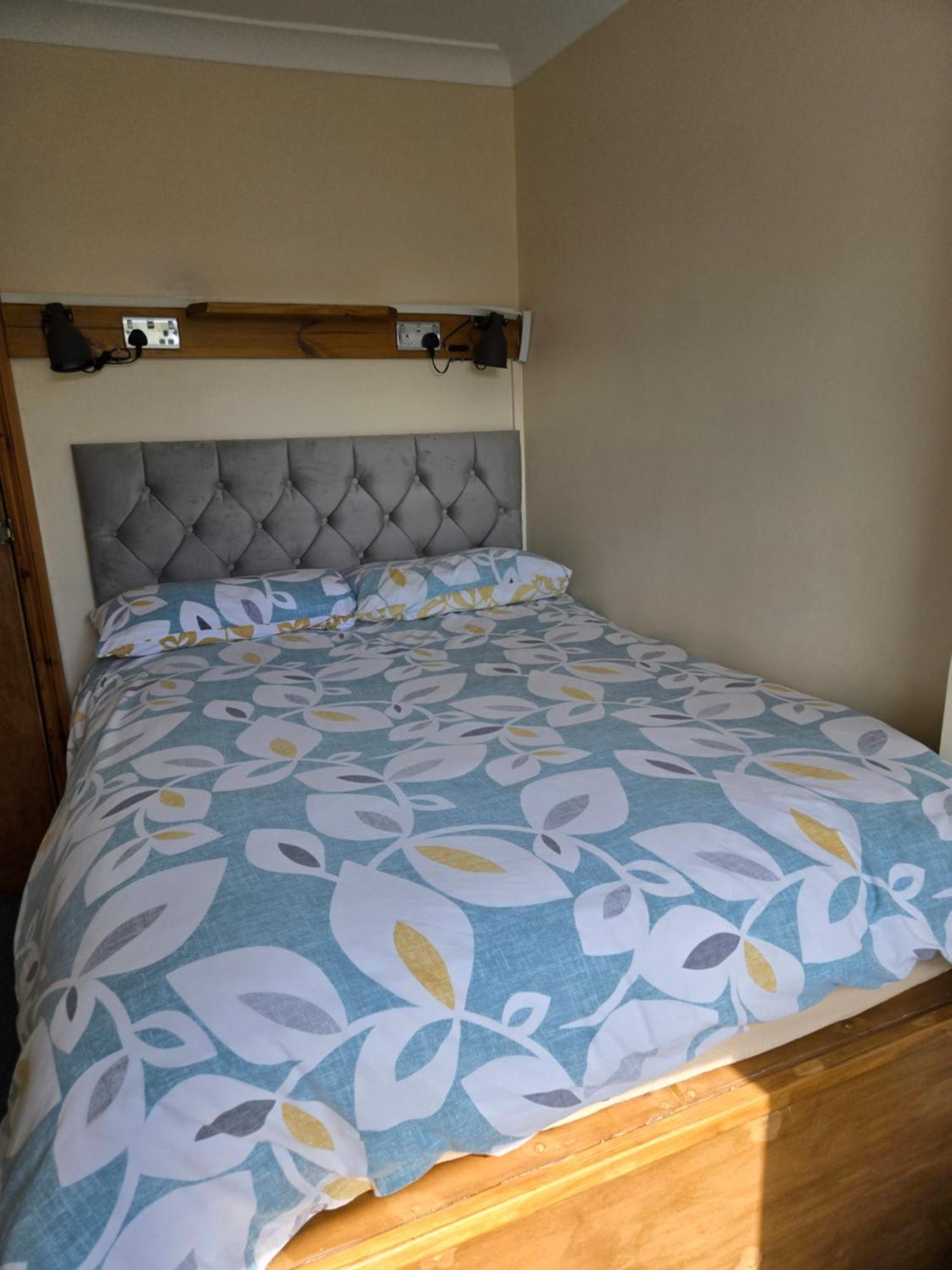 Chambre Double Standard avec Salle de Bains Commune