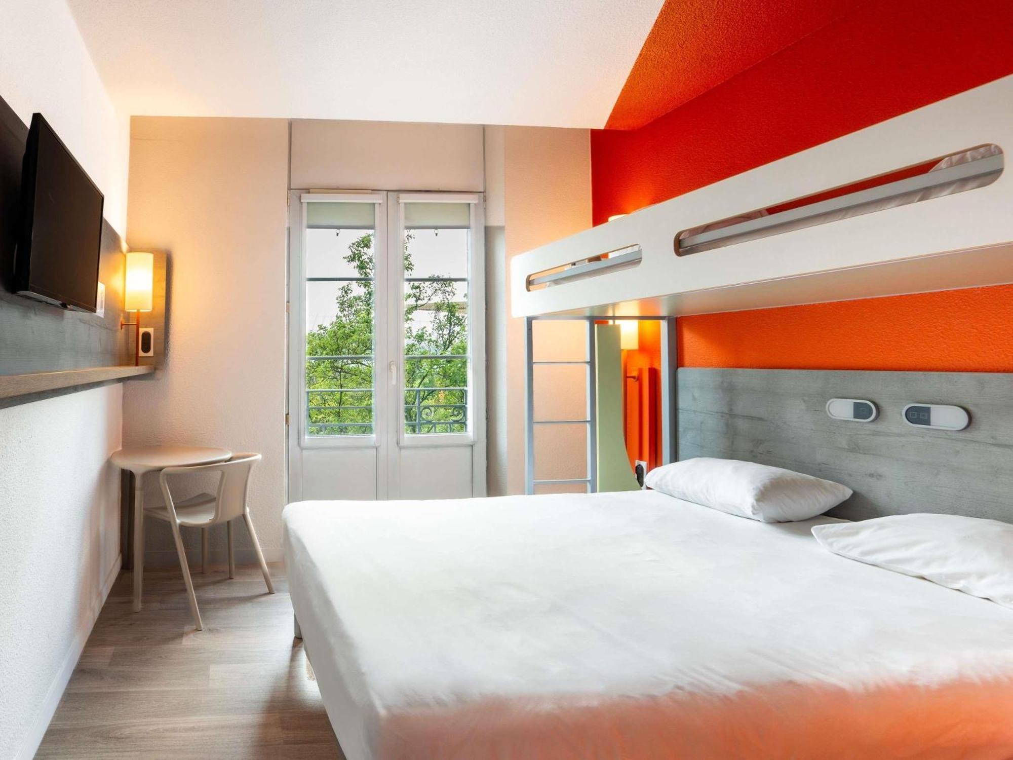Triple Room One Double Bed One Bunk Bed