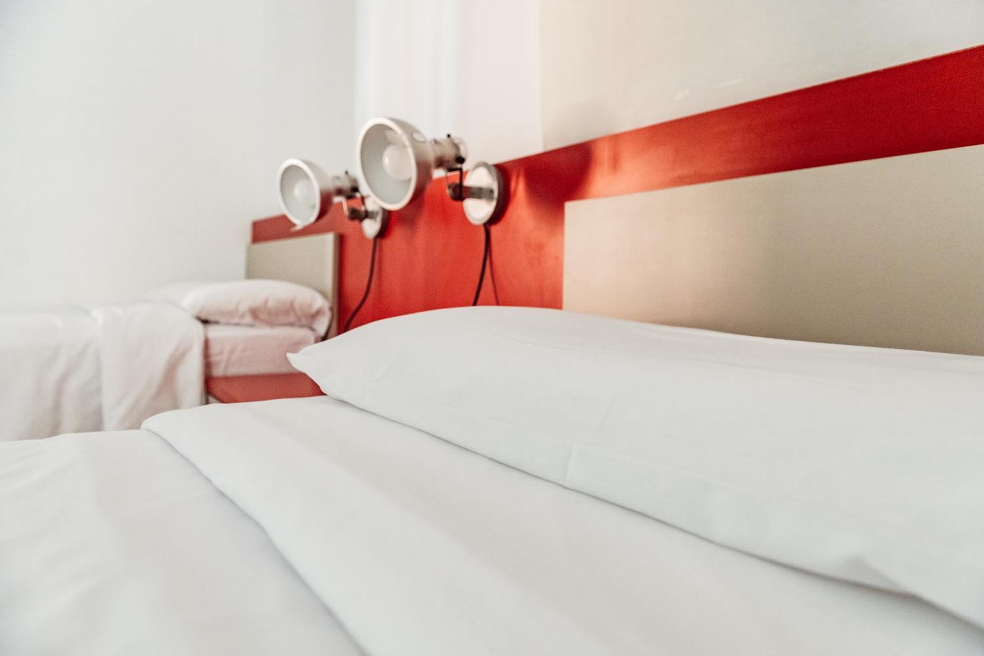 Chambre Lits Jumeaux avec Salle de Bains Privative