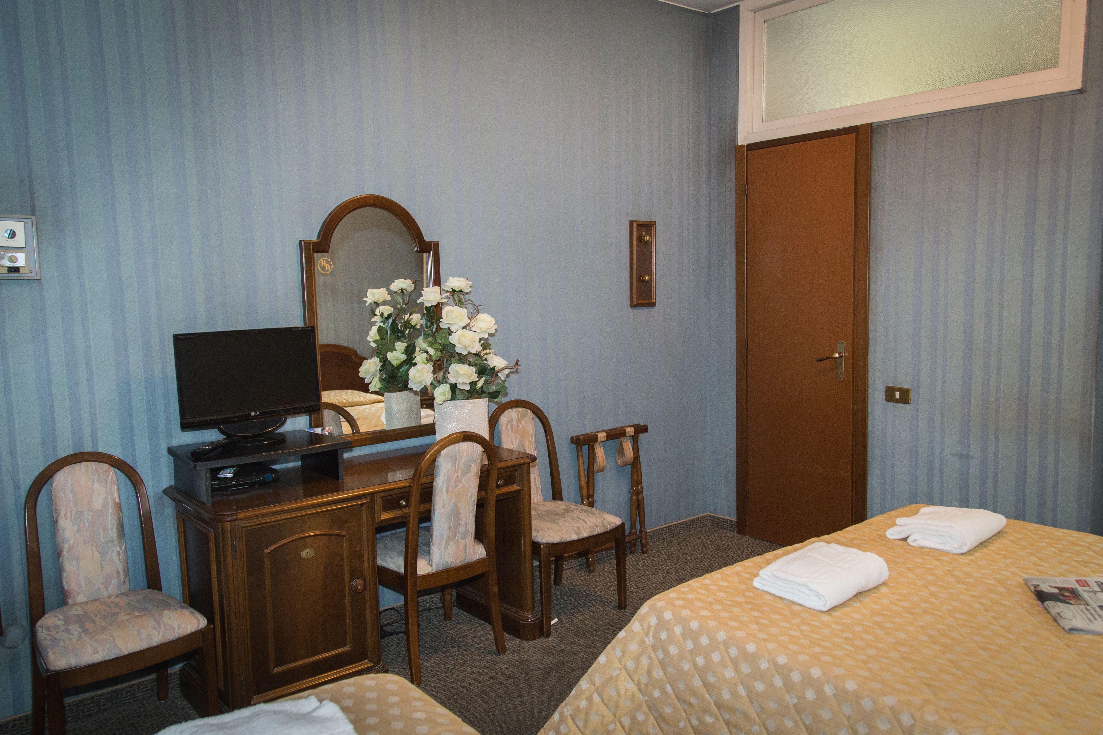 Single Room,1209404665:JPEG