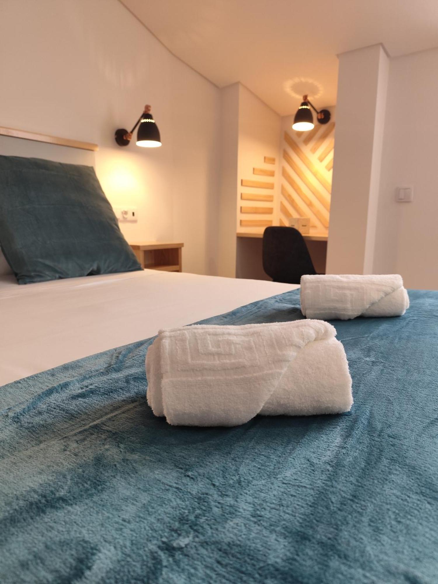 Chambre Double - Accessible aux Personnes à Mobilité Réduite