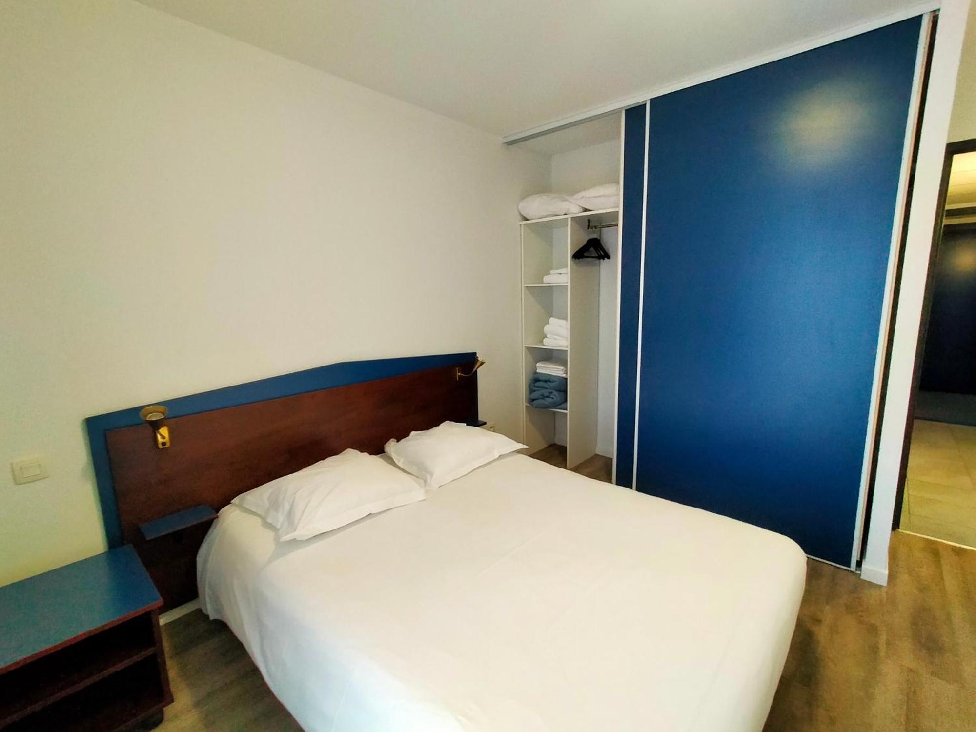 One Bedroom Apartment,1215093274:JPEG