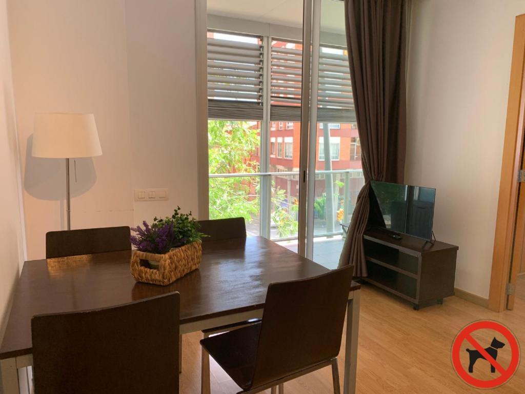 One-Bedroom Apartment Terrace,1742600445:JPEG